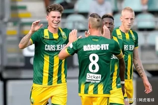 级杯决赛 级杯决赛