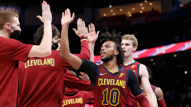 现代足球中 现代足球中