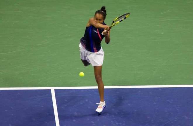 詹姆斯再次 詹姆斯再次